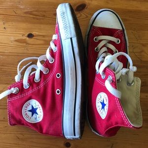 Converse Unisex Chuck Taylors